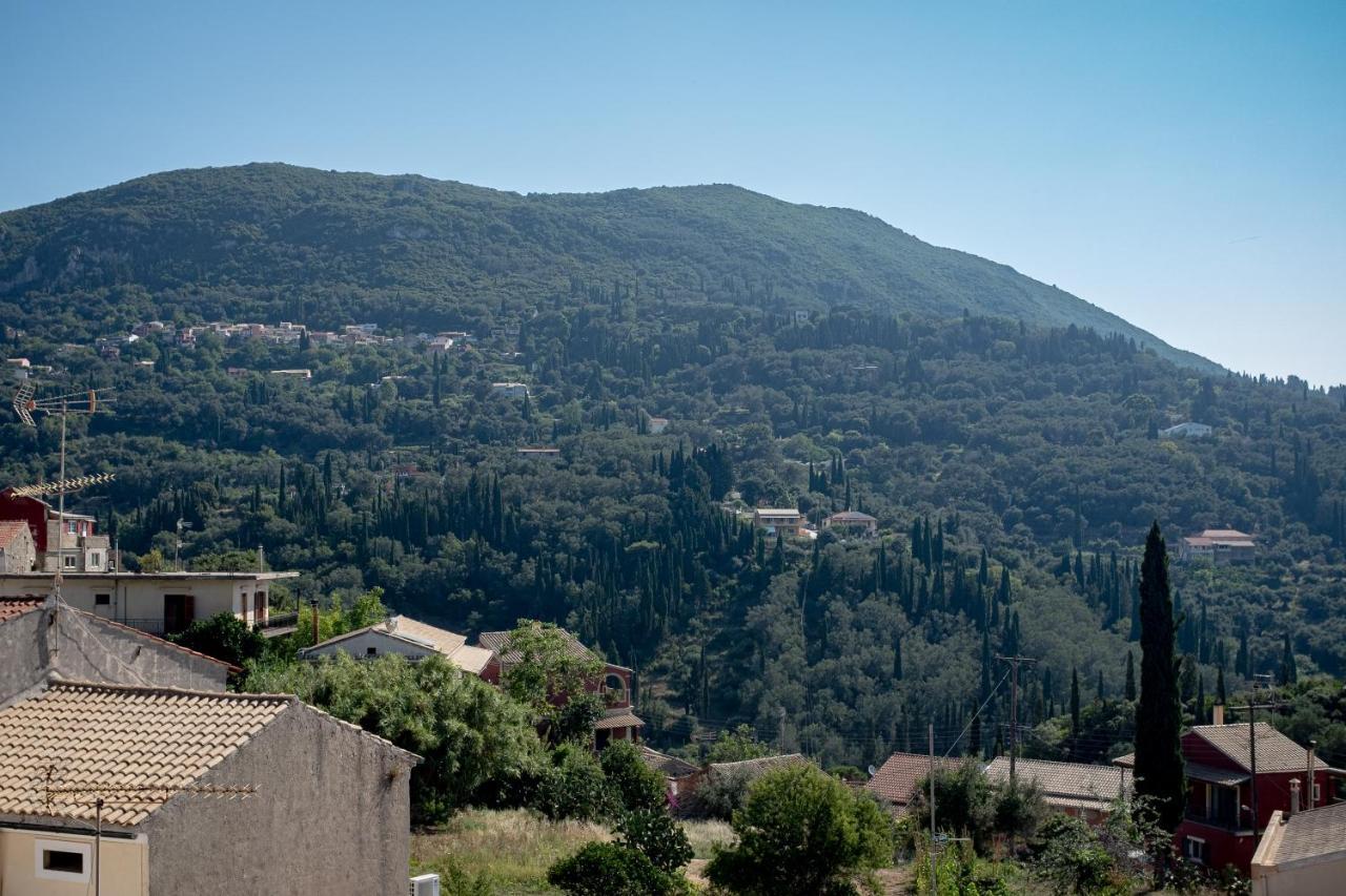 Studio Anna Kato Garouna Bagian luar foto